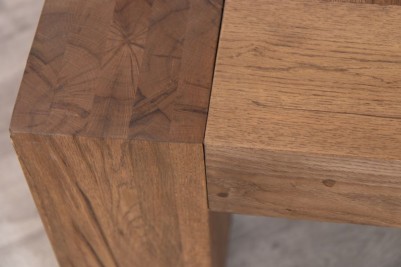 darwin-wooden-coffee-table-weathered-close-up
